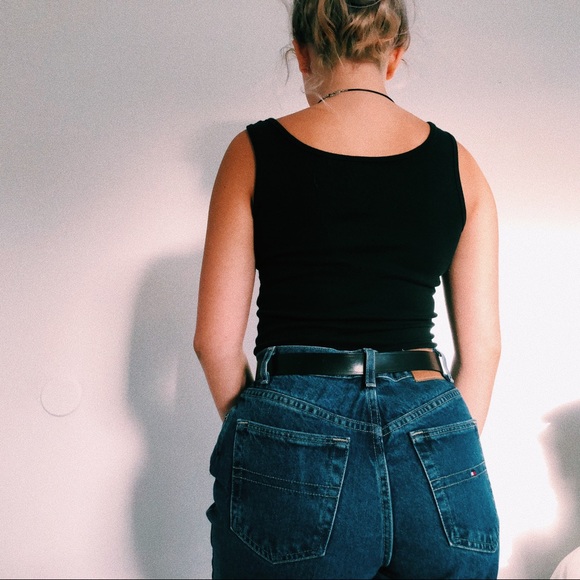 basic black tank - Picture 2 of 4